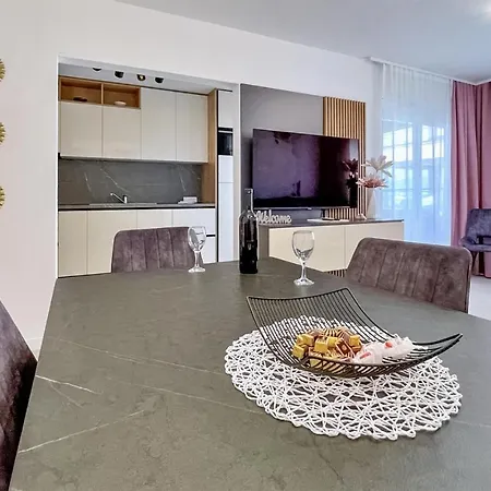 Cozy Apartment In Silo *