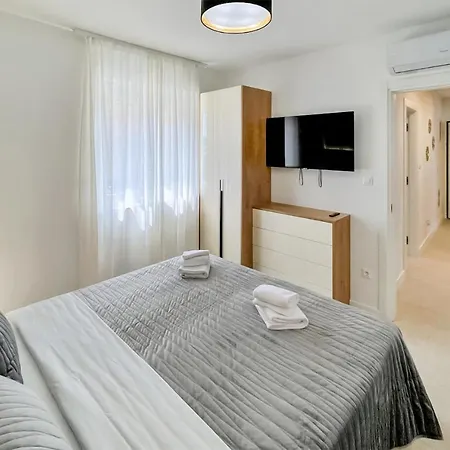 Cozy Apartment In Silo Šilo