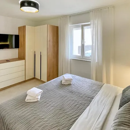 Lägenhet Cozy Apartment In Silo